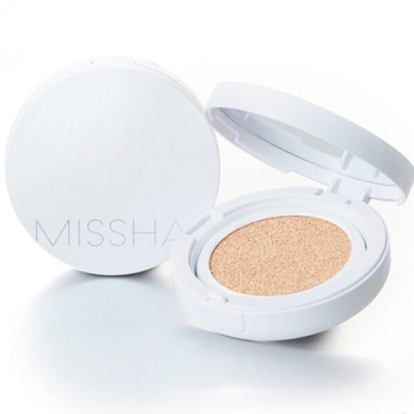 Зволожуючий кушон Missha Magic Cushion Moist Up SPF50+ PA+++